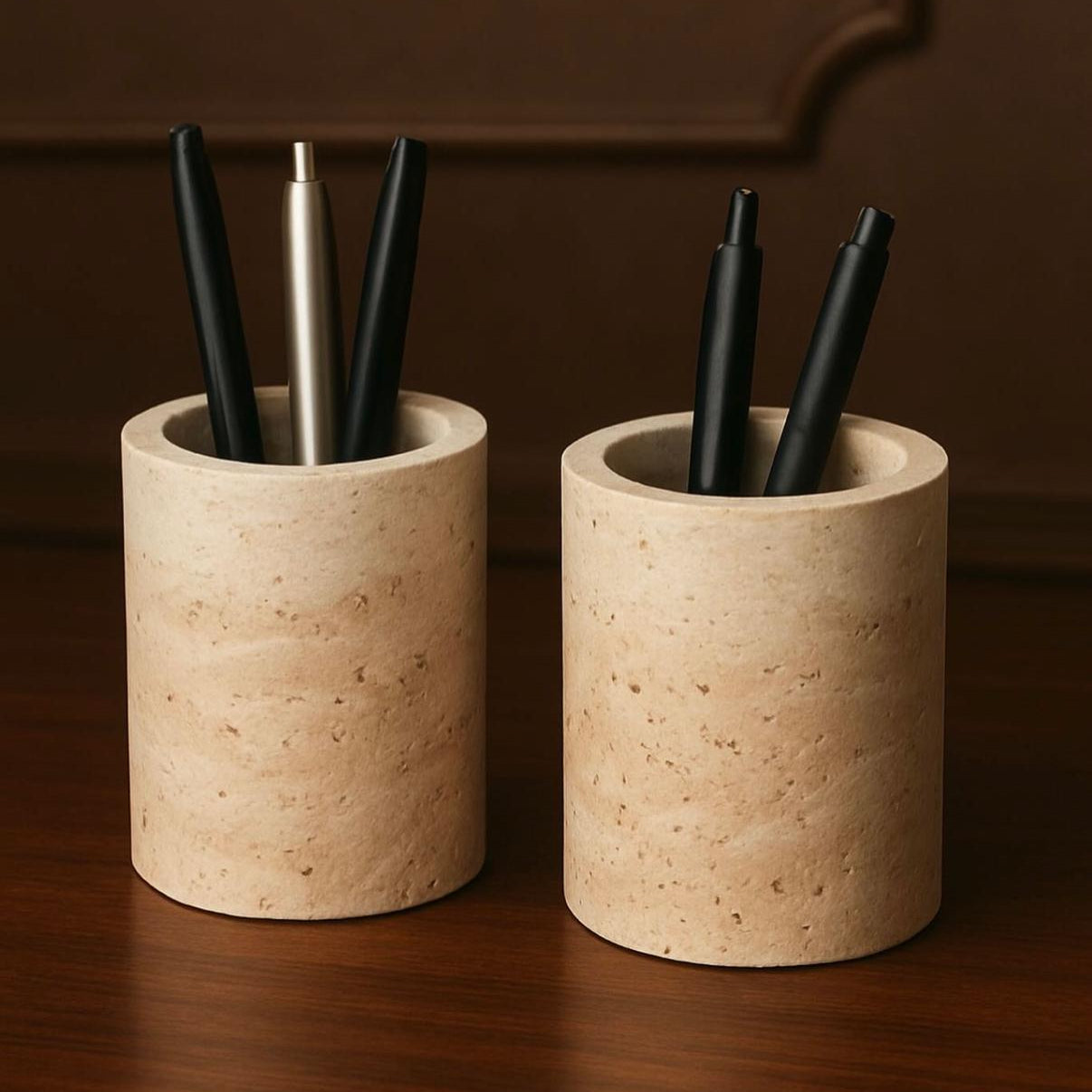 VELORIA – Pen Holder